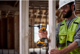 Винтоверт DeWalt DCF850NT-XJ бесщеточный двигатель, наличие удара, тип патрона: шестигранный HEX , 1/4, источник питания: аккумулятор, Li-Ion, 18В, выходная мощность: 380Вт, регулировка оборотов, 3200об/мин, крутящий момент