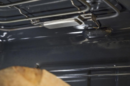 Духовой шкаф электрический Gorenje BOSB6737E06X, 77л, дверца с 2 стеклами, нержавеющая сталь/черный