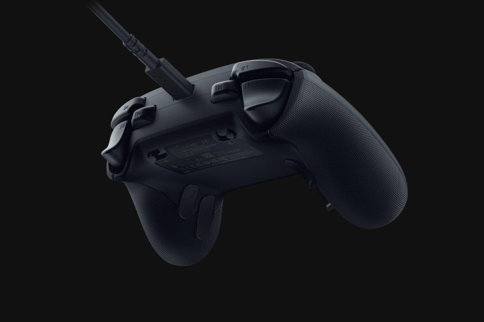 Геймпад Razer Wolverine V3 Tourmanment Edition RZ06-05210100-R3M1