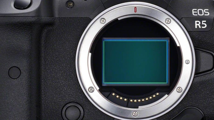 Фотоаппарат Canon EOS R5 BODY V2.4 черный 47.1Mpix 3.15" 8K WiFi LP-E6N