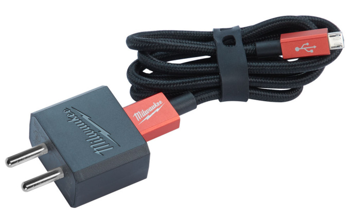 Сетевое зарядное Milwaukee M12 4932459888 Micro-USB кабель 90 см, AC-адаптер с USB портом 2.1 А, оплетка