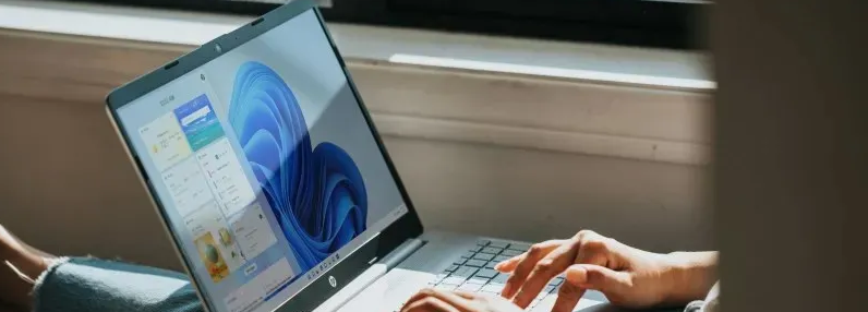 Windows 11 наконец-то обогнала Windows 10 и стала самой популярной настольной ОС в мире