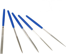 Набор надфилей WorkPro WP251019 5 предметов мелкая алмазная зернистость, подходит для машинистов, оружейников, ювелиров и любителей, размер: 3x140 мм, зернистость 150, ручка с погружным захватом