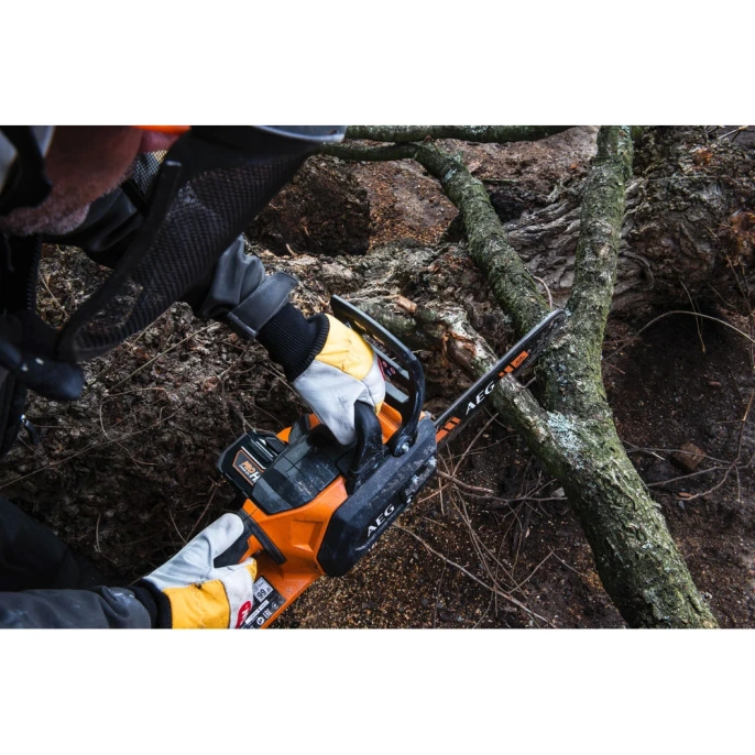 Бесщеточная пила AEG ACS18B30-0 4935471337