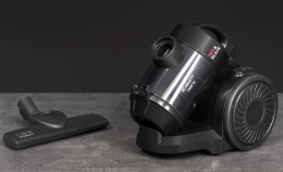 Пылесос Scarlett SC-VC80C66 1800Вт черный