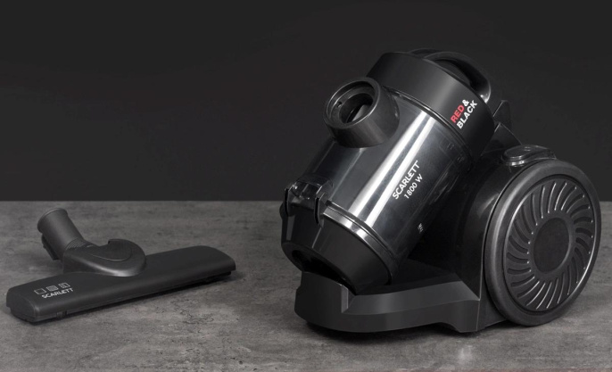 Пылесос Scarlett SC-VC80C66 1800Вт черный