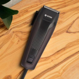 Машинка для стрижки Vitek VT-2581 разноцветный