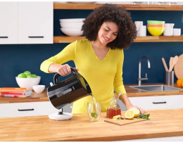 Чайник электрический Braun WK1100BK 1.7л. 2200Вт черный корпус: пластик