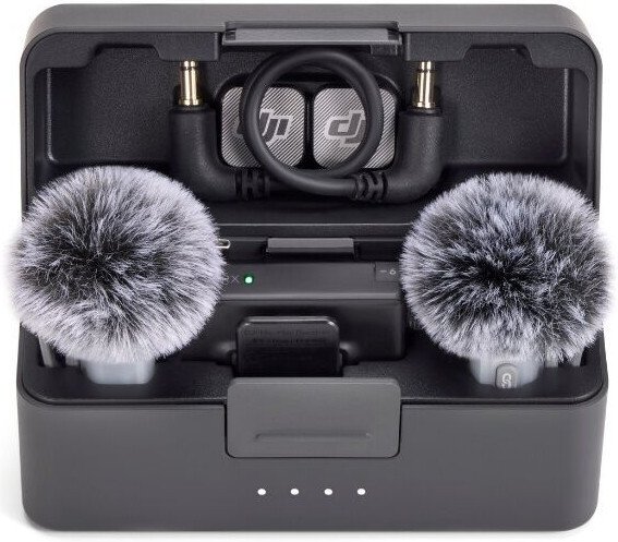 Радиосистема DJI Mic Mini 2 (2TX + 1RX + Charging Case) DJIMic2 электретный (малый конденсатор), петличный/портативный, для интервью и репортажей/для смартфонов, круговая направленность, 20-20000 Гц, разъем USB Type-C/3.5 мм, радиус 400м,  до 10.5 ч