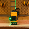 Уровень лазер. Deko DKLL16 & tripod 1 m 2кл.лаз. 520нм цв.луч. зеленый 16луч. 065-0233