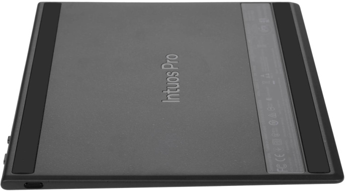 Графический планшет Wacom Intuos Pro PTK470K0B USB Type-C черный