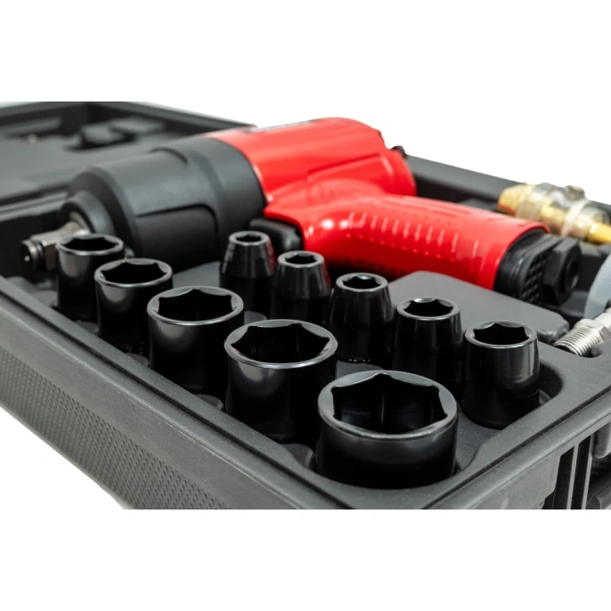 Ударный пневмогайковерт 880 Нм; 1/2"; кейс Gigant Professional PW 880RKS + набор головок