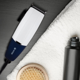 Машинка для стрижки Vitek Sappfire VT-2516 белый насадок в компл:4шт