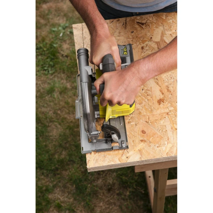 Бесщеточная циркулярная пила Ryobi ONE+ R18CS7-0 5133002890
