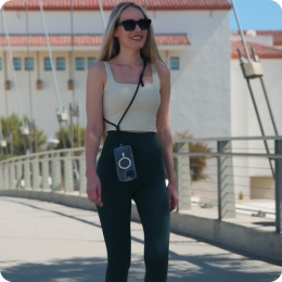 Зарядный кабель - ремень через плечо Satechi OntheGo Crossbody Lanyard Cable 60W. Длина: 1.5м. Цвет: черный (ST-LOTGLK)