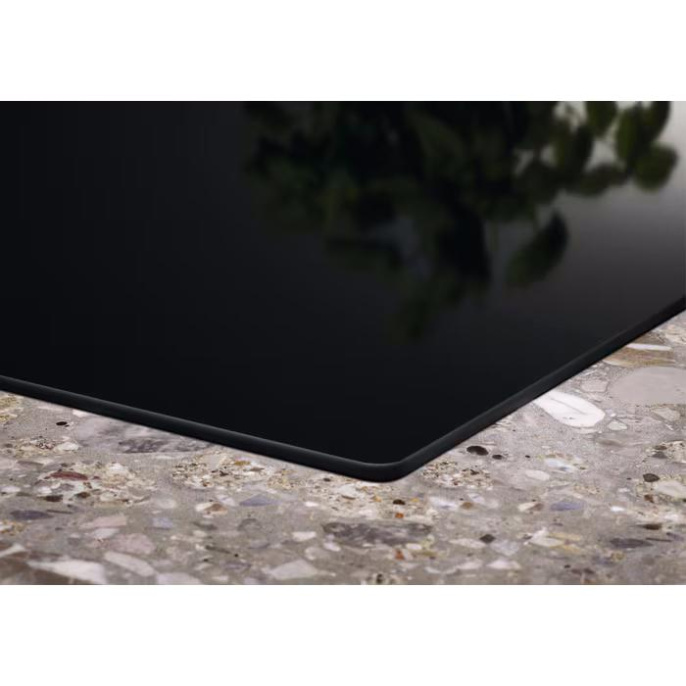 Газовая варочная панель Electrolux KGG6407K,  4 конфорки,  закаленное стекло,  черный