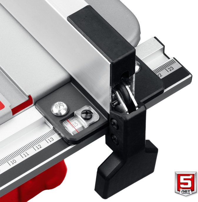 Распиловочный станок Зубр СРЦ-254 1900Вт