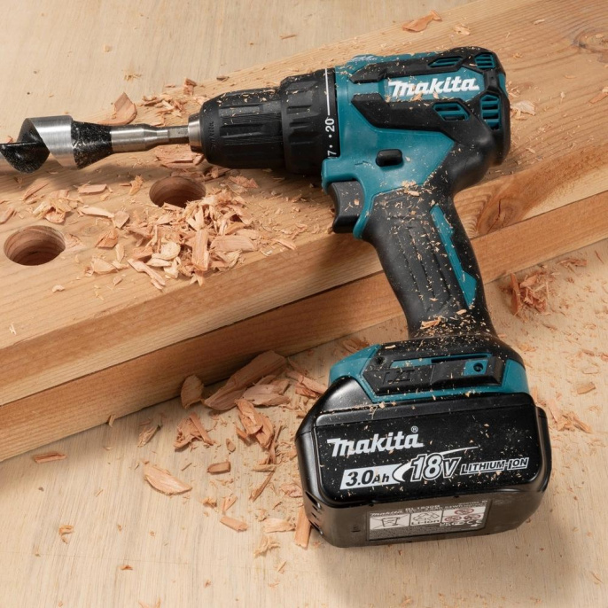 Дрель-шуруповерт Makita DDF490Z аккум. патрон:быстрозажимной