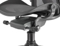 Кресло HERMAN MILLER Aeron C Large, на колесиках, сетка, черный [aeron c large black]