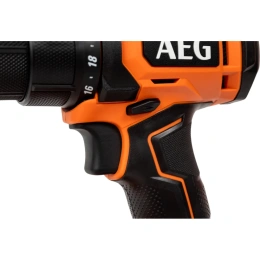 Дрель-шуруповерт AEG BS18G4-202C 4935478630