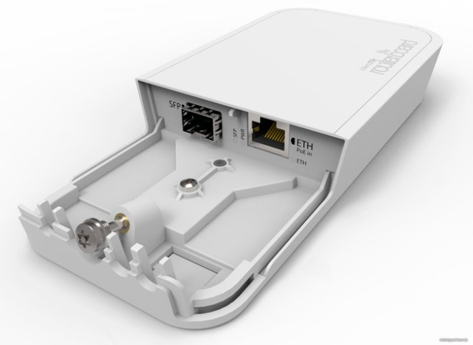 Медиаконвертер MikroTik RBFTC11 Fiber to Copper Outdoor 12-57V PoE with 802.3af/at