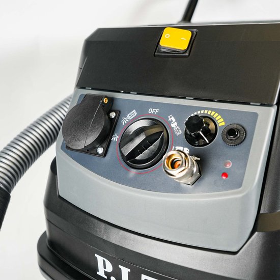 Пылесос P.I.T. PVC40-C (строительный, электрический, 1600Вт, розетка 2кВт, коннектор, 40л, сух/мокр)
