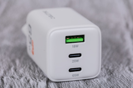 Зарядное устройство CABLETIME G65AW (CT-GAN65A-PW) GaN PD3.0 2C1A 65 Вт, белый