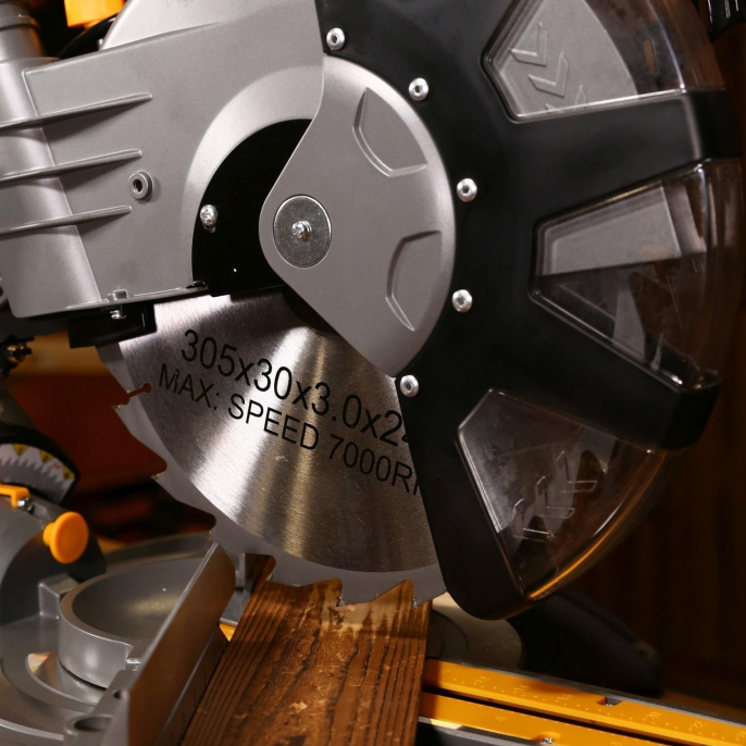 Торцовочная пила Deko DKMS2500-305 Laser 2500Вт 4000об/мин d 305мм