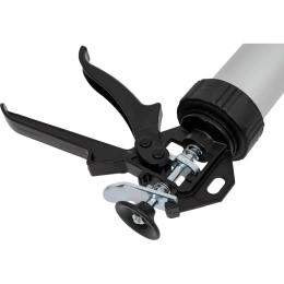 Алюминиевый закрытый пистолет для герметика 0.3 л Gigant GCG-2