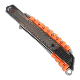 Строительный нож PATRIOT CKP-183 350004414