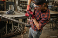 Ленточная шлифмашина Milwaukee M12 FBFL13-0 4933480960 питание: аккумулятор 12 В , частота вращения на холостом ходу: от 7200 до 14500 об/мин, скорость движения ленты: 1105 м/мин