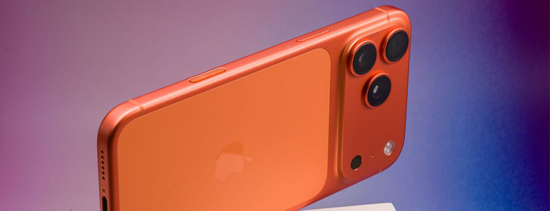 Обзор iPhone 17 Pro Max: алюминиевый огурец или новый эталон?