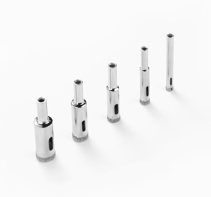 Набор коронок Deko DHS01 065-0541 по керамике 15пред. для дрелей