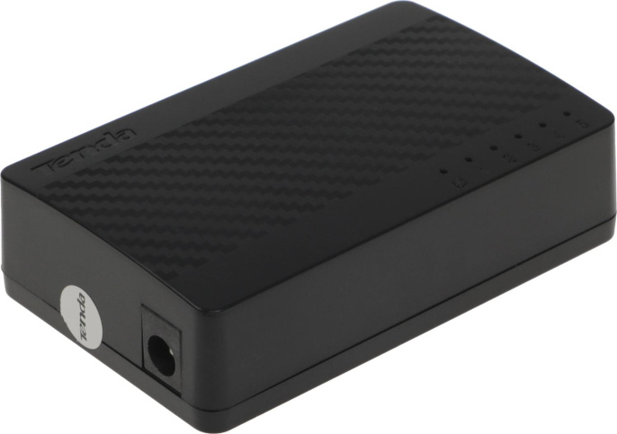 Мини-коммутатор неуправляемый Tenda SG105 5 портов, 5x1 Гбит/с, настольный, пластиковый корпус