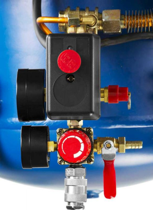 Компрессор поршневой Зубр Профессионал ЗКПМ-360-50-Р-2.2 масляный 360л/мин 50л 2200Вт