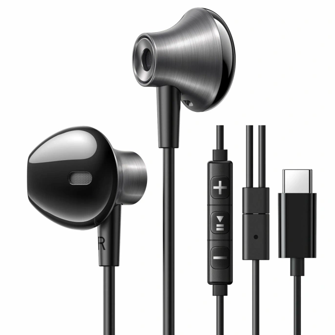Проводные наушники UGREEN EP106 (35756) Wired Earphones Type-C. Цвет: черный