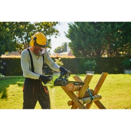 Бесщеточная аккумуляторная цепная пила Ryobi ONE+ OCS1830  без аккумулятора в комплекте 5133002829