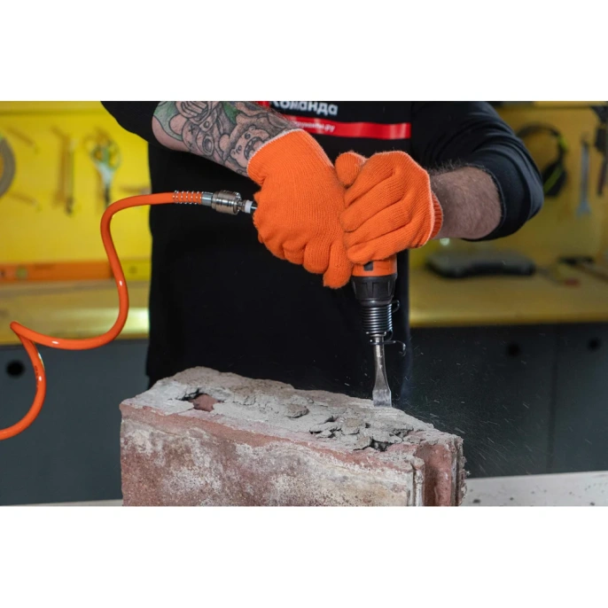 Пневмодолото (5 Дж; оснастка 10 мм шестигранник) Gigant RP4500 + 5 насадок