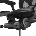 Кресло HERMAN MILLER Aeron C Large, на колесиках, сетка, черный [aeron c large black]