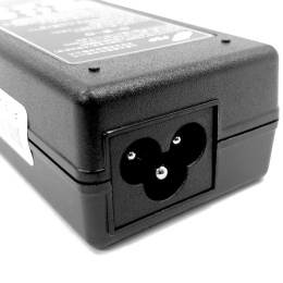 Адаптер питания FSP FSP065-RBBN3 65W/19V, DESKTOP ADAPTER, AC C6, DC 1500mm - 2.5/5.5/11 - 90° R 1m, C 104pF 9NA0657849