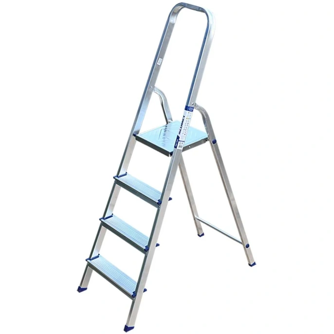 Алюминиевая стремянка Алюмет 4 ступени. Серия AM704