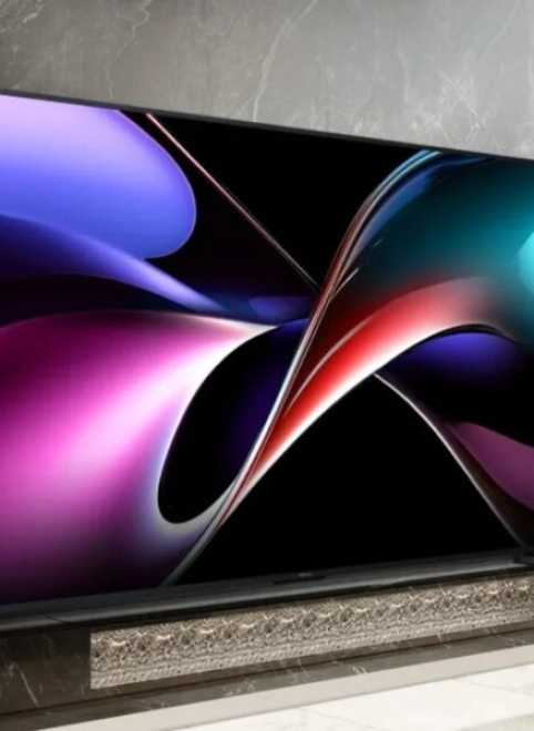 Hisense выпустила огромные телевизоры с экранами RGB-miniLED