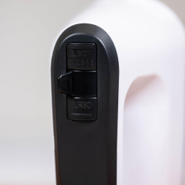 Миксер Scarlett SC-HM40S22, ручной,  белый и черный