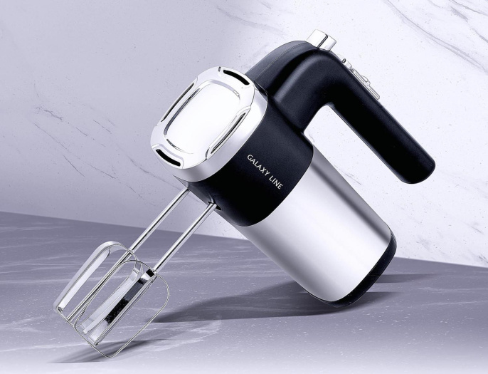 Миксер Galaxy Line GL2226 ручной, 700 Вт, 5 скоростей, турборежим, насадки: 2 насадки для замешивания теста, 2 насадки-венчика, кабель питания: 1м, цвет: черный, серебристый