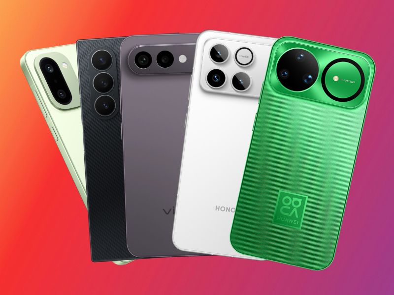 Лучшие смартфоны декабря: автономный Honor, мощный OnePlus, трикладушка Samsung и компактный vivo