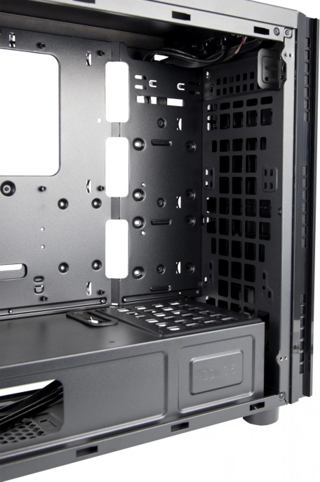 Корпус ATX CHIEFTEC Hawk, Midi-Tower, без БП,  черный [al-02b-tg-op]
