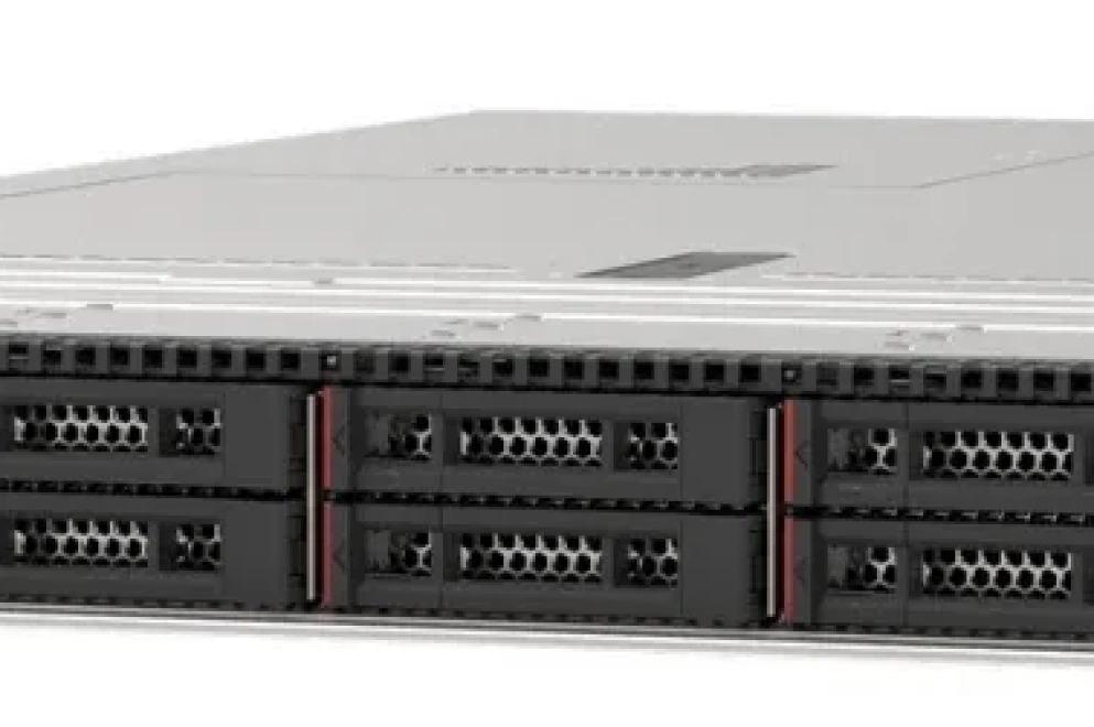 ThinkSystem V3 на чипах Intel Xeon Sapphire Rapids обновление линейки серверов Lenovo