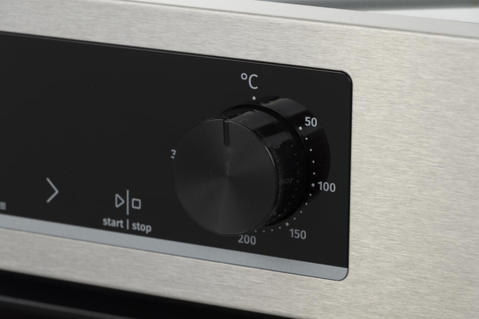 Духовой шкаф электрический Gorenje BOSB6737E06X, 77л, дверца с 2 стеклами, нержавеющая сталь/черный